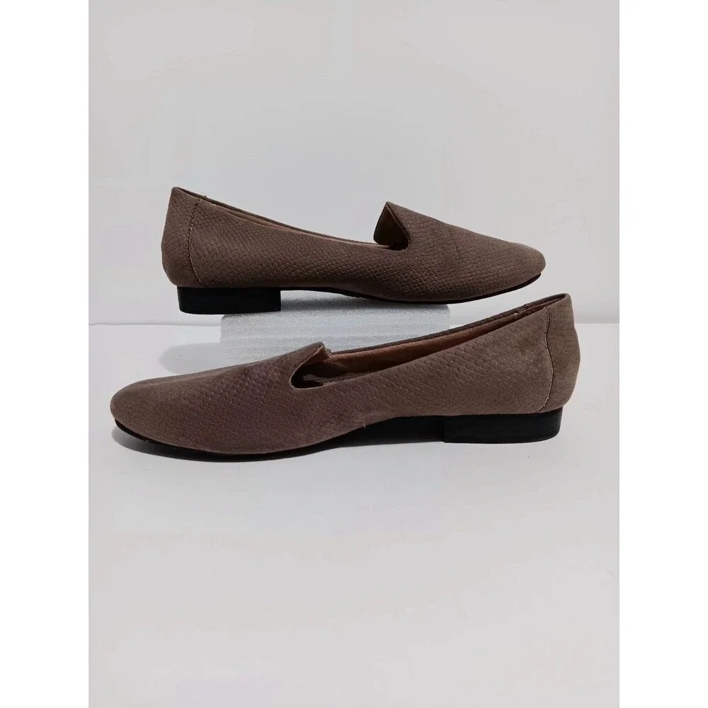 Me Too Women's  Brown Slip On Dress Casual Shoes Sz 9M